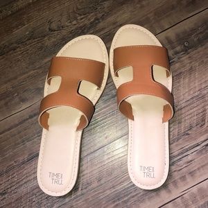 Tan H strapped sandals